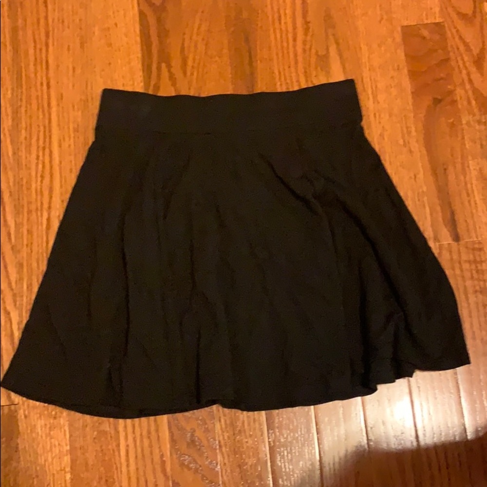 Black skater skirt